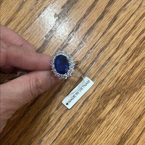 Elegant Blue and Silver Women's Ring